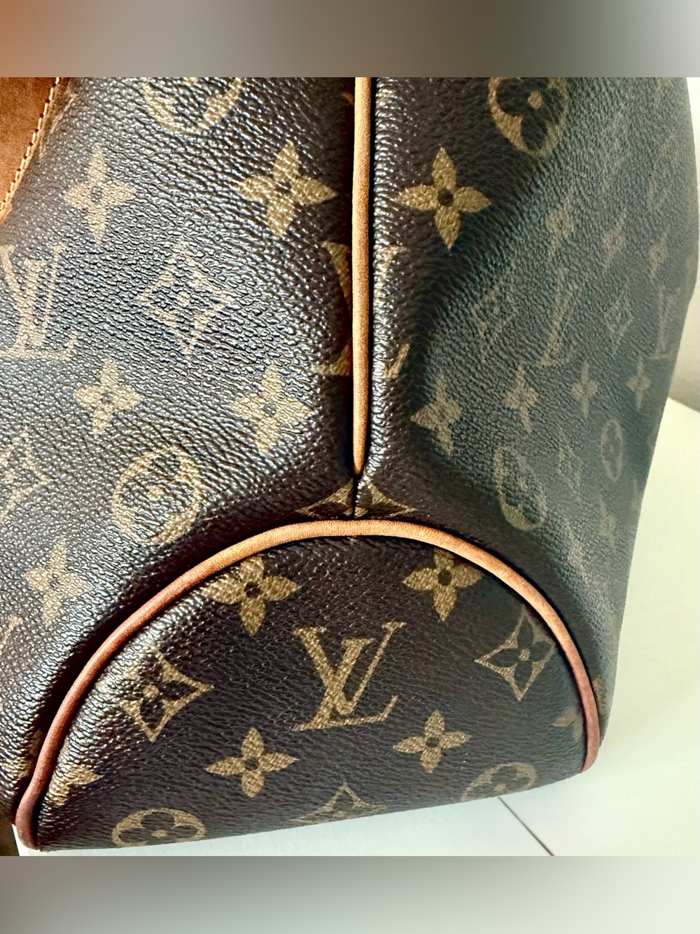 Louis Vuitton Delightful MM Monogram Shoulder Bag - Discontinued - Picture 12 of 15